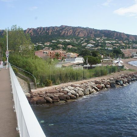 Agay Beach Hotel Saint-Raphaël Dış mekan fotoğraf