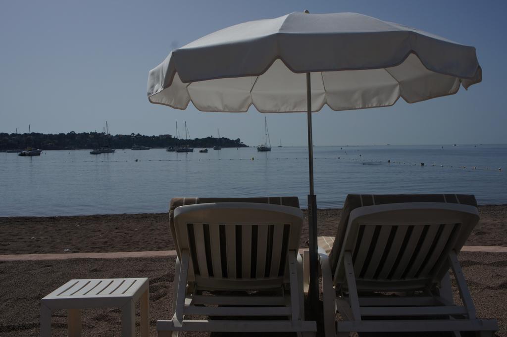 Agay Beach Hotel Saint-Raphaël Dış mekan fotoğraf