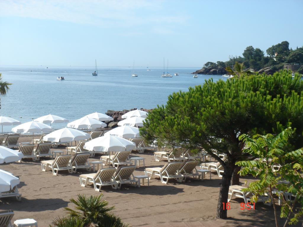 Agay Beach Hotel Saint-Raphaël Dış mekan fotoğraf