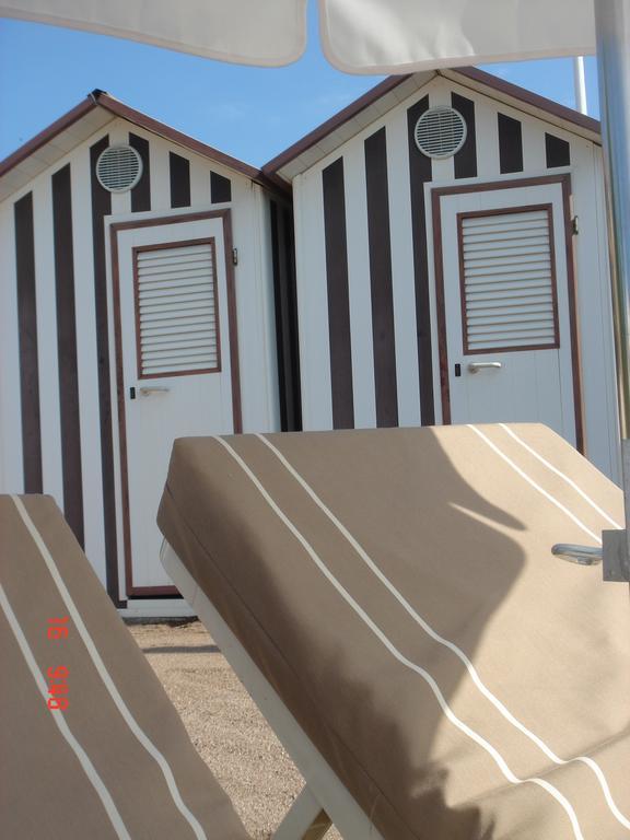 Agay Beach Hotel Saint-Raphaël Dış mekan fotoğraf